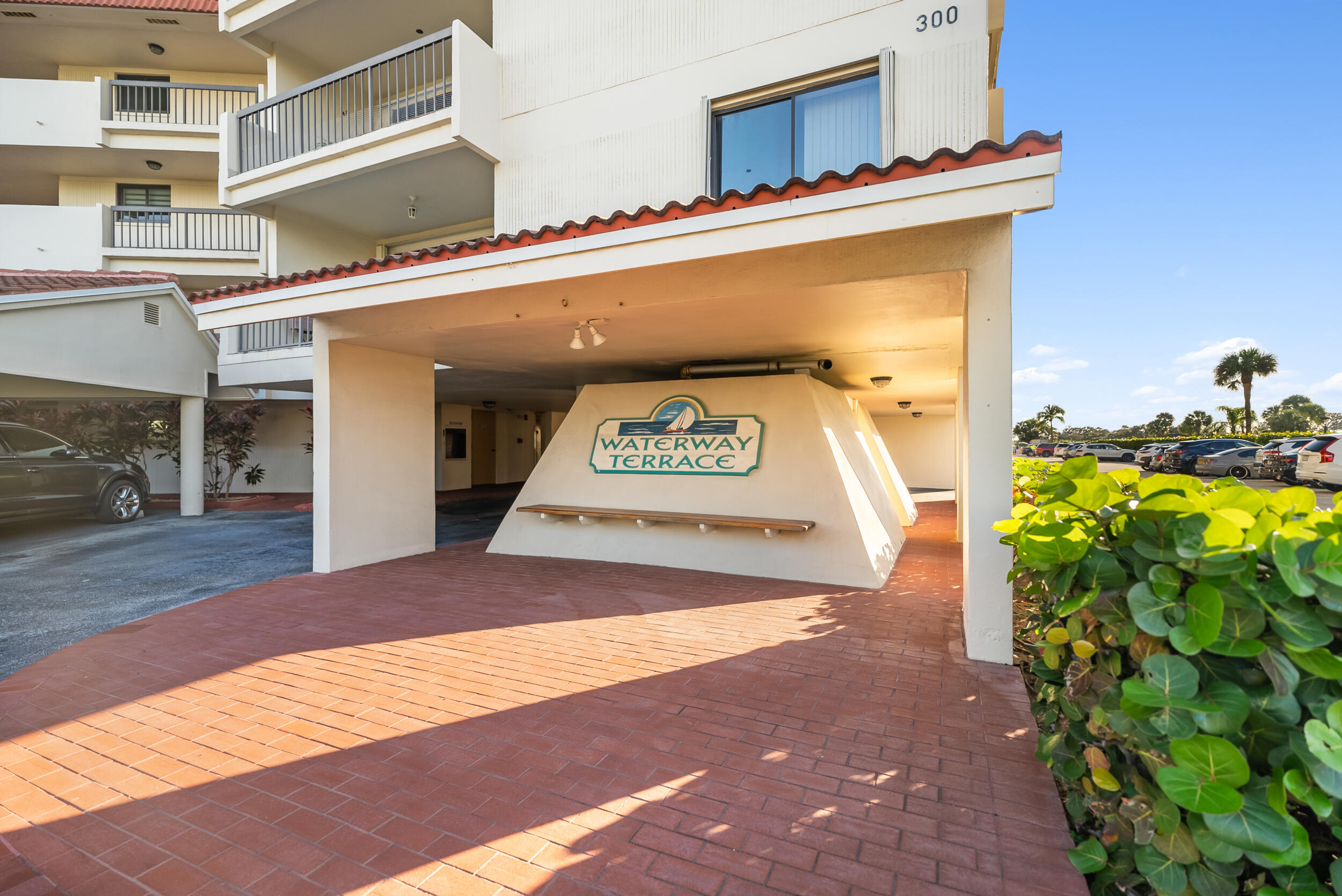 300 Golfview Road, Unit 503 North Palm Beach, FL 33408 - Photo 30 of 40 dsc04964