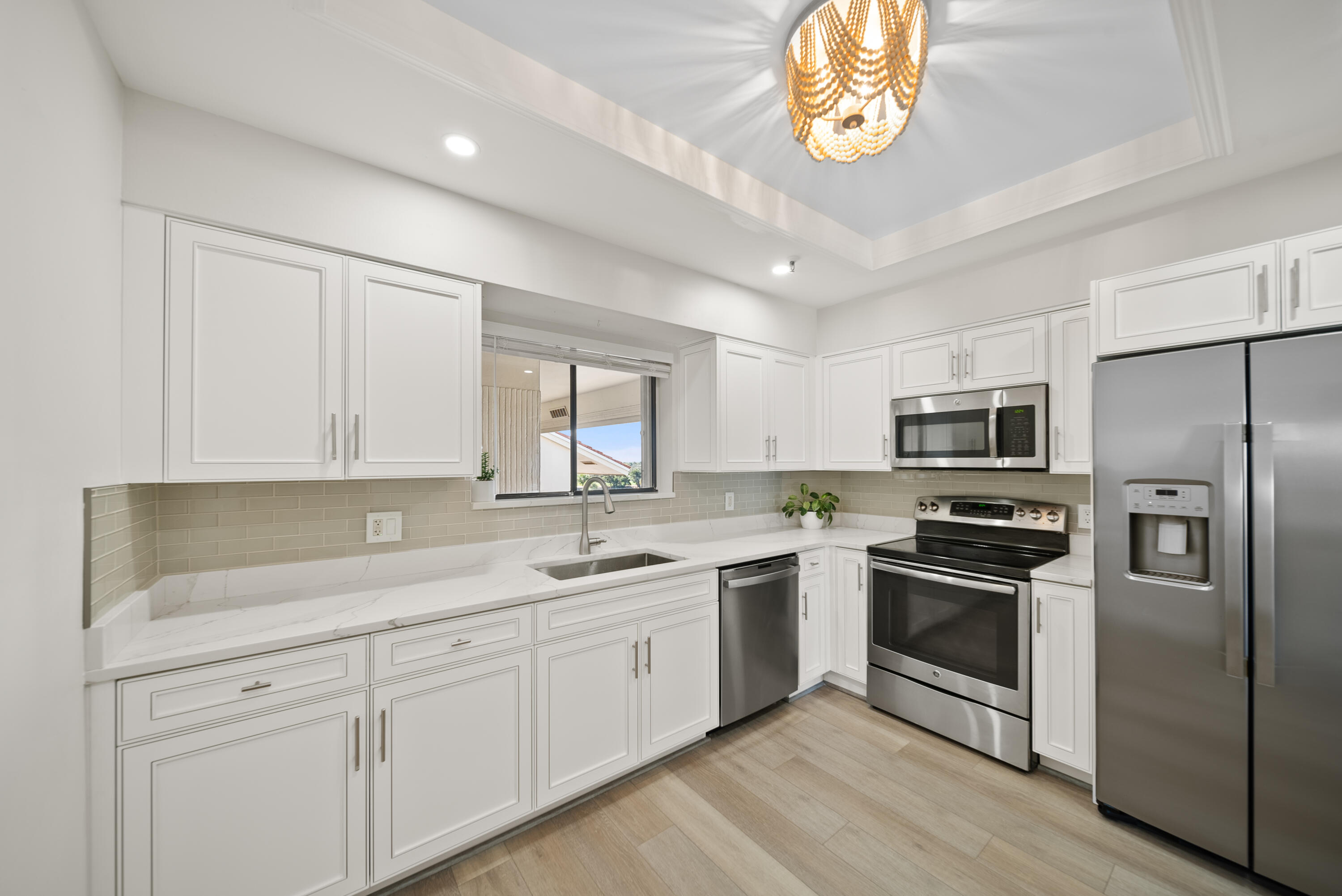 300 Golfview Road, Unit 503 North Palm Beach, FL 33408 - Photo 6 of 40 DSC05644