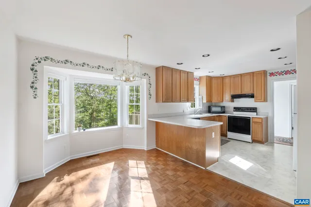 $725,000 | 42 Cliftwood Road, Palmyra, VA 22963