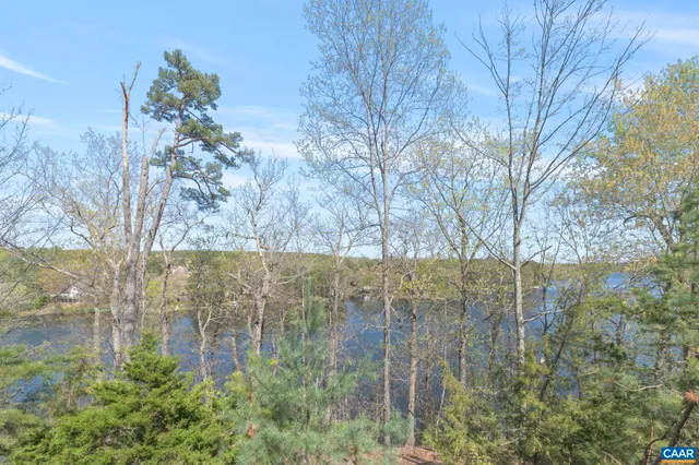 $725,000 | 42 Cliftwood Road, Palmyra, VA 22963