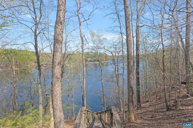 $725,000 | 42 Cliftwood Road, Palmyra, VA 22963