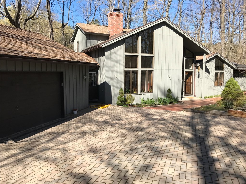 1201 Woodhull Road Webster, NY 14580 - Photo 1 of 1