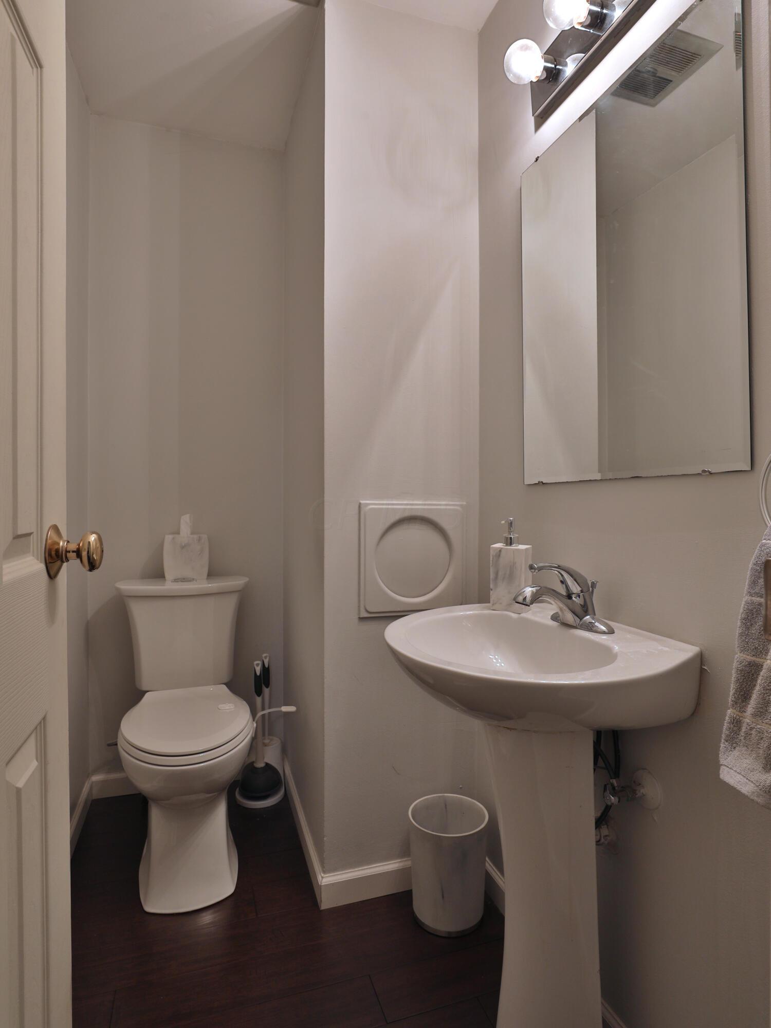 6088 Dakar Road East Westerville, OH 43081 - Photo 14 of 34 6088-Dakar-E-18