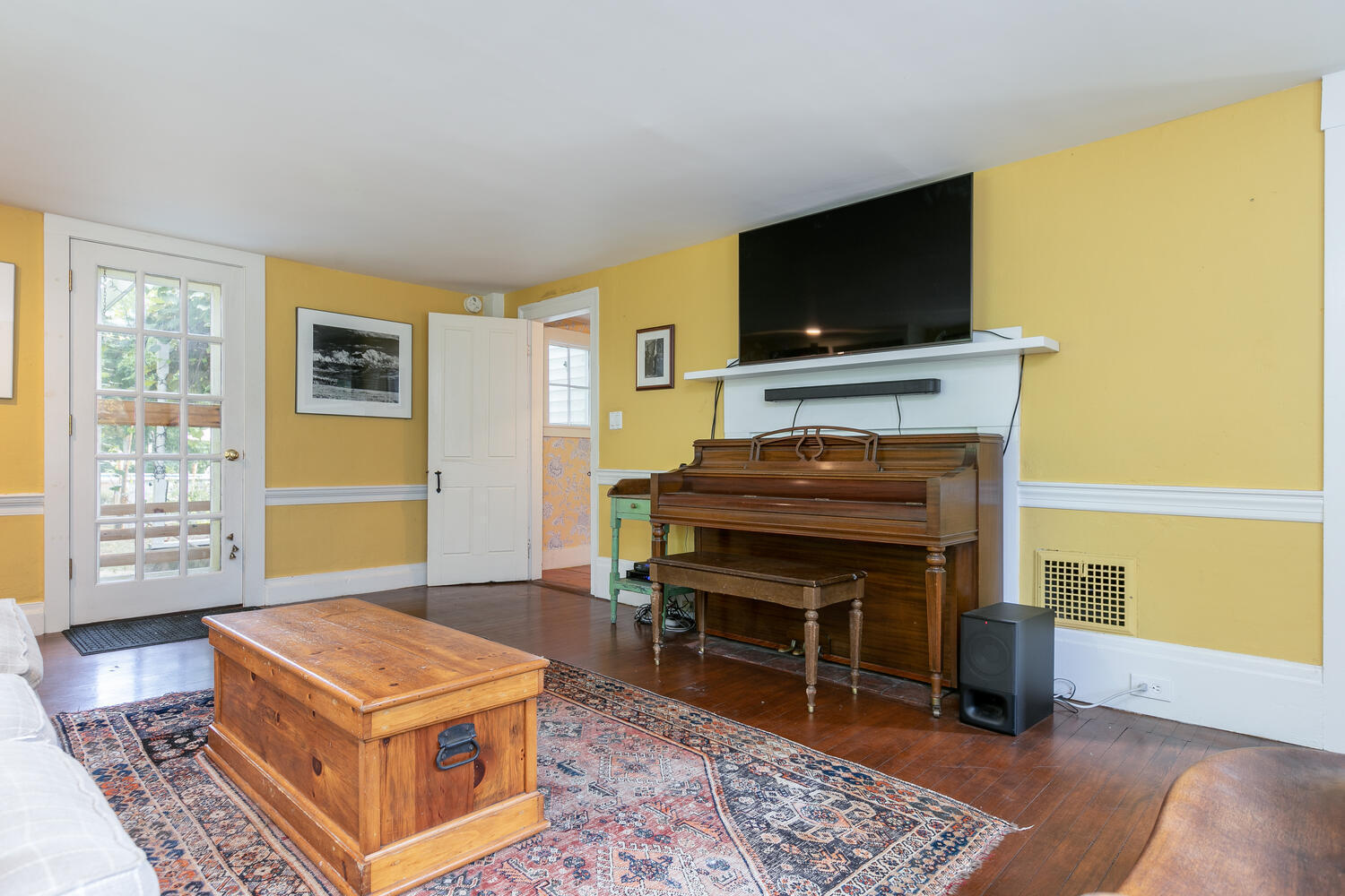 271 Main Street Cumberland, ME 04021 - Photo 24 of 67 271 Main St Cumberland ME-large-023-018-