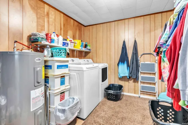 $200,000 | 215 North York Street, Albion, IN 46701