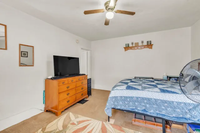 $200,000 | 215 North York Street, Albion, IN 46701