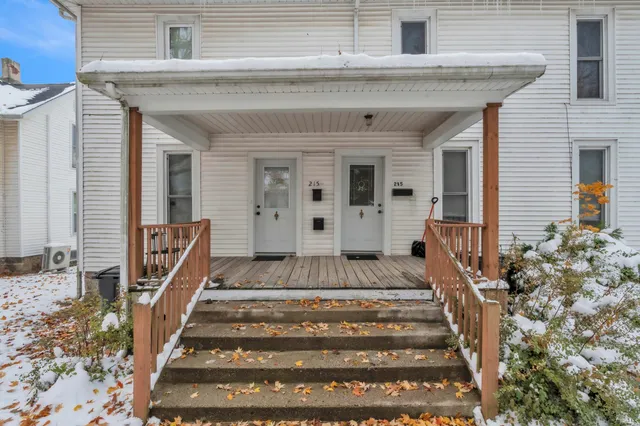 $200,000 | 215 North York Street, Albion, IN 46701