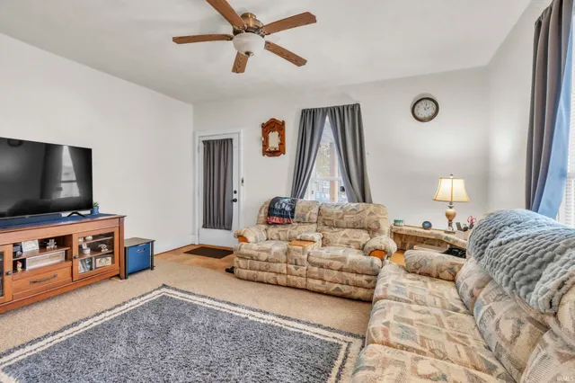 $200,000 | 215 North York Street, Albion, IN 46701