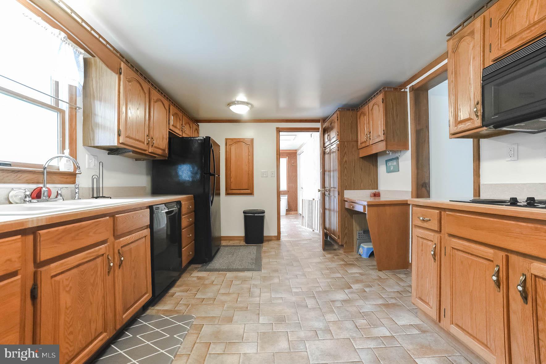 17309 Jutland Road St. Inigoes, MD 20684 - Photo 24 of 45 Kitchen