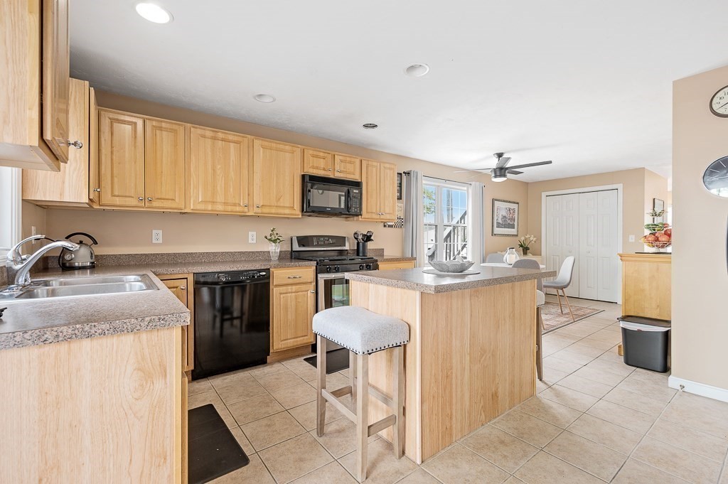 285 Killdeer Road Webster, MA 01570 - Photo 23 of 41 Gallery Image 23
