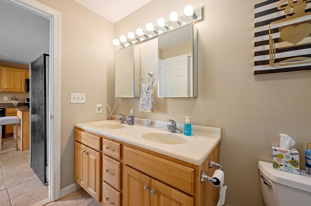 285 Killdeer Road Webster, MA 01570 - Photo 24 of 41 Gallery Image 24