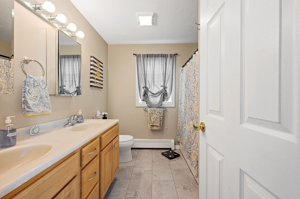 285 Killdeer Road Webster, MA 01570 - Photo 25 of 41 Gallery Image 25