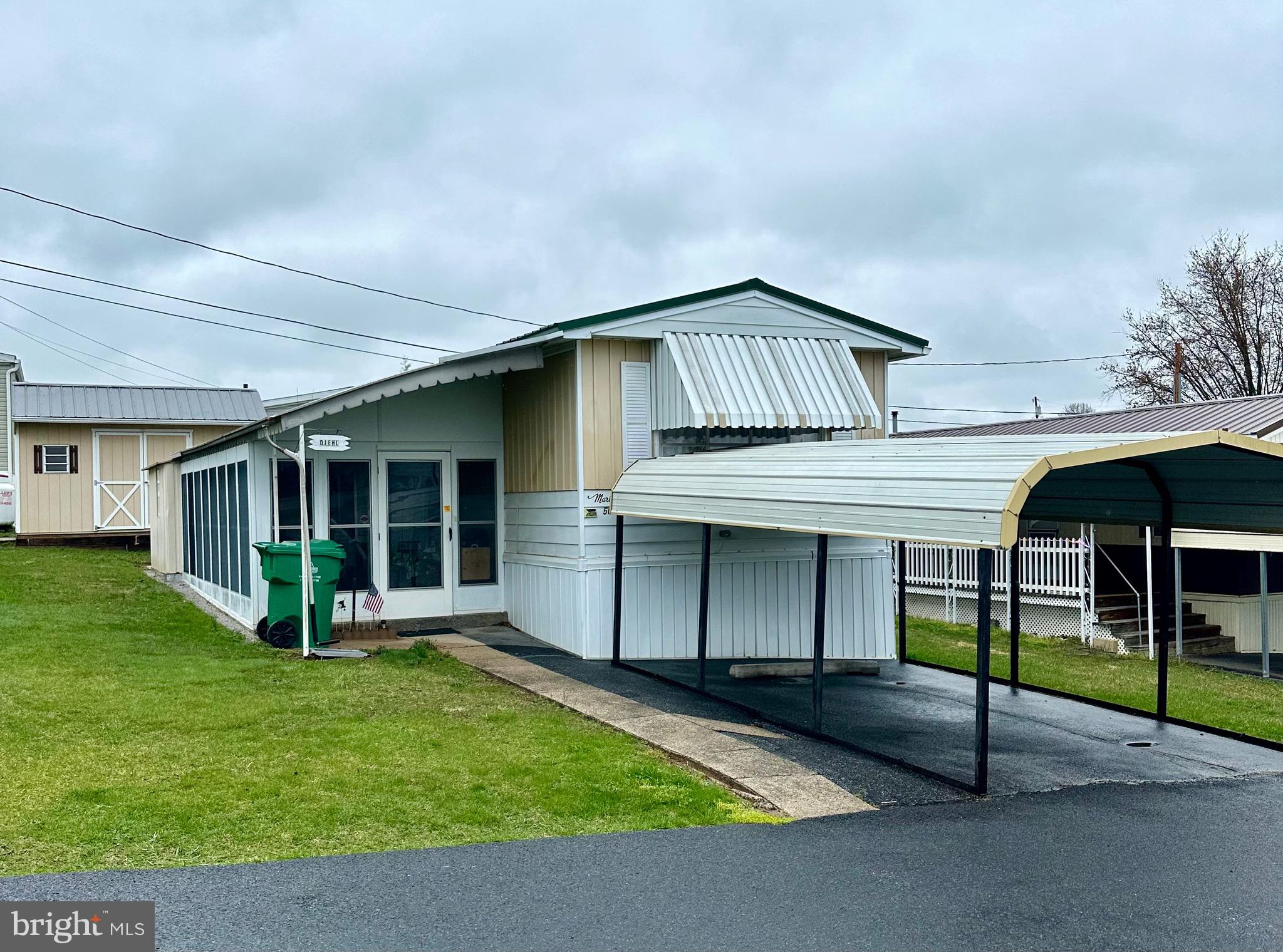 649 North Franklin St Unit 50