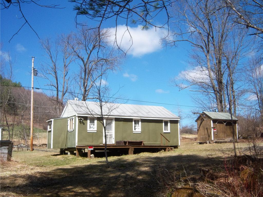 179 Larkin Road Tunbridge, VT 05077 - Photo 1 of 5 Gallery Image 1