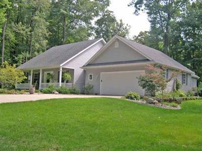 3072 Runkle Street Niles, MI 49120 - Photo 1 of 15 Primary Photo