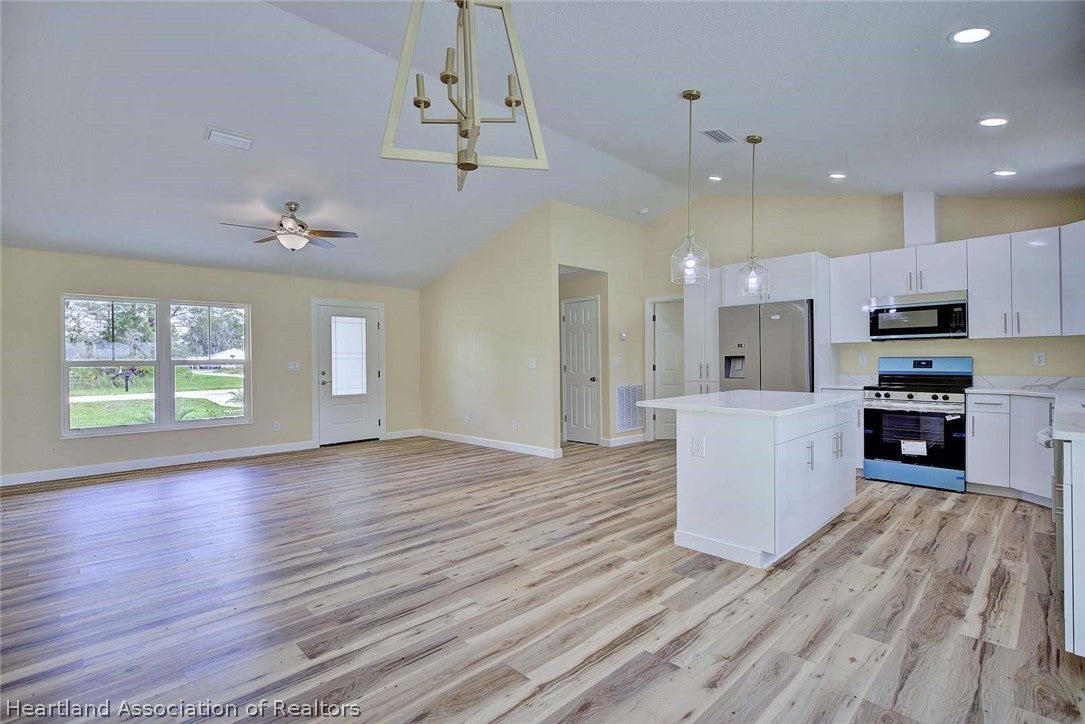 2211 Hartman Road Avon Park, FL 33825 - Photo 7 of 25 Gallery Image 7