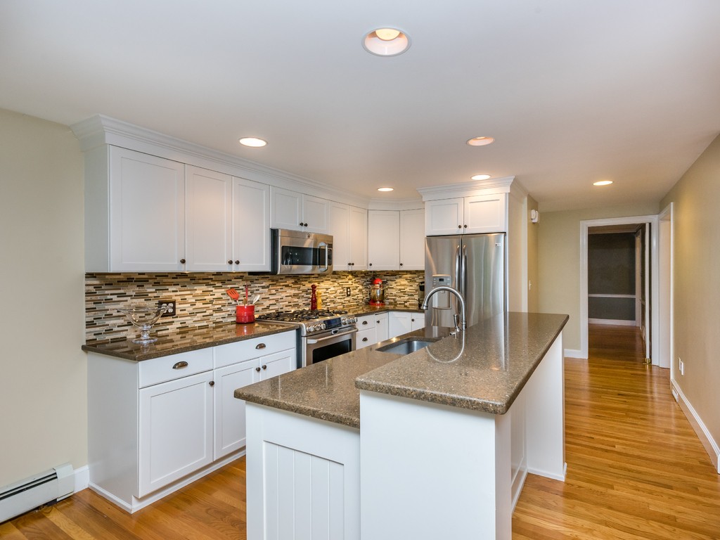 15 Princeton Road Wellesley, MA 02482 - Photo 19 of 30 Gallery Image 19