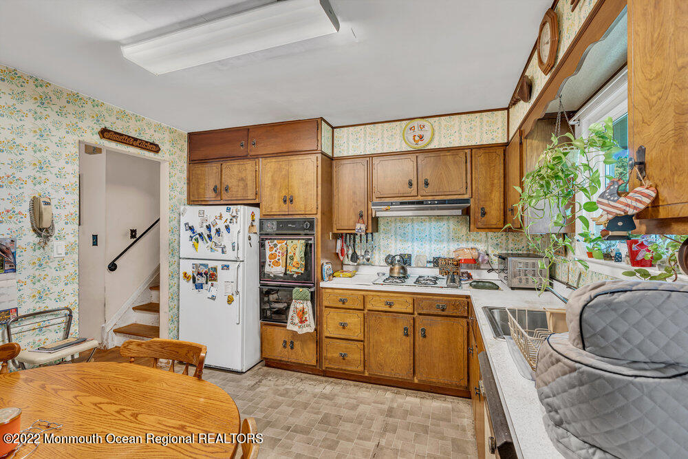 82 Newbury Road Howell, NJ 07731 - Photo 16 of 29 016_dsc08310