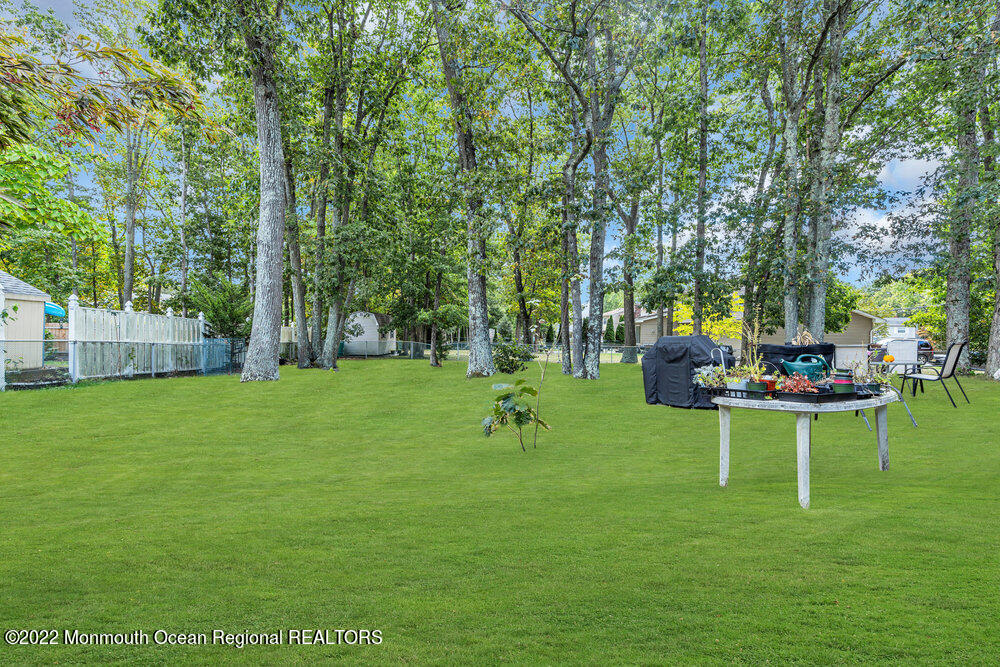 82 Newbury Road Howell, NJ 07731 - Photo 26 of 29 026_dsc08373-1