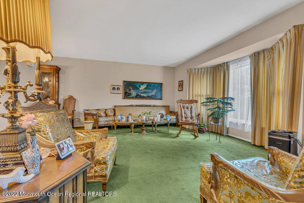 82 Newbury Road Howell, NJ 07731 - Photo 9 of 29 009_dsc08265