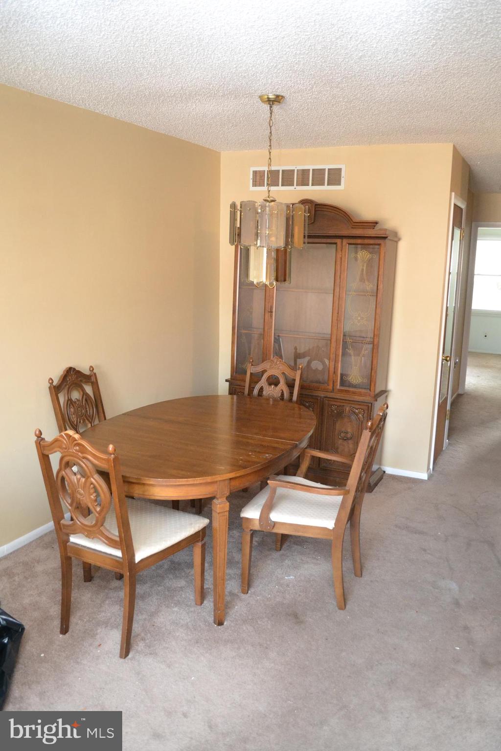 3597 Dows Road Philadelphia, PA 19154 - Photo 5 of 23 Gallery Image 5