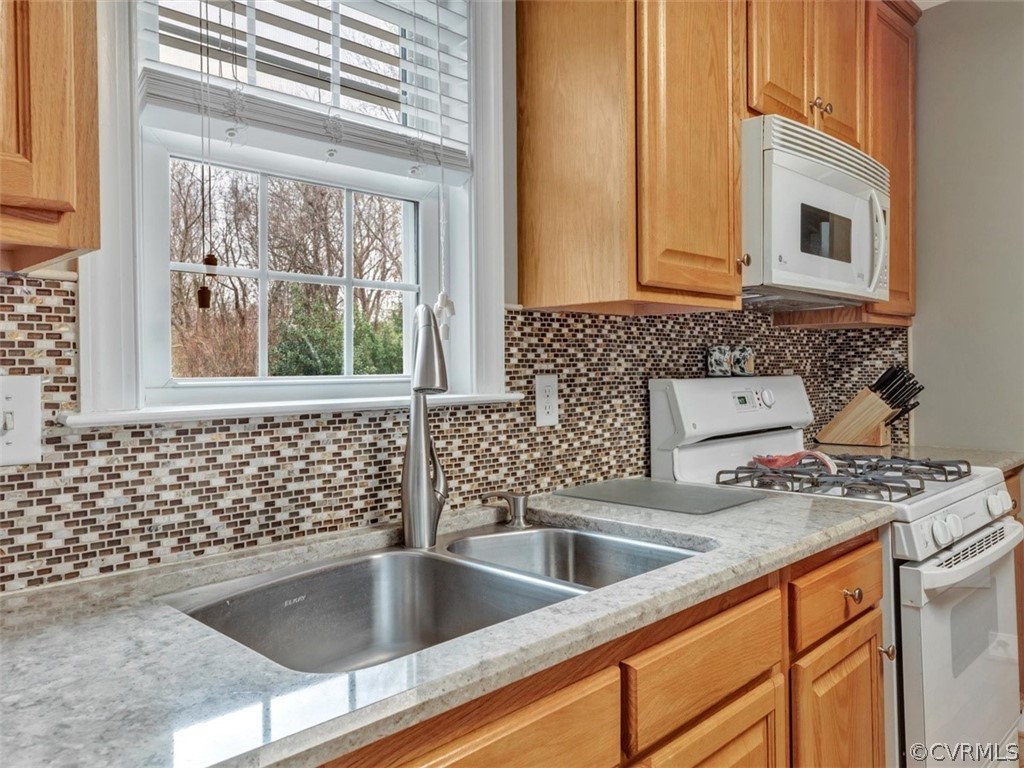 5920 Fairlee Road Richmond, VA 23225 - Photo 13 of 49 Gallery Image 13