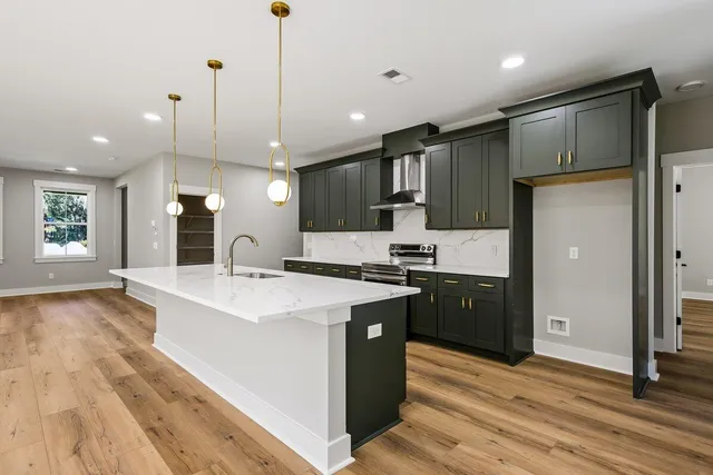 $824,000 | 6407 Farm House Road, Ravenel, SC 29470