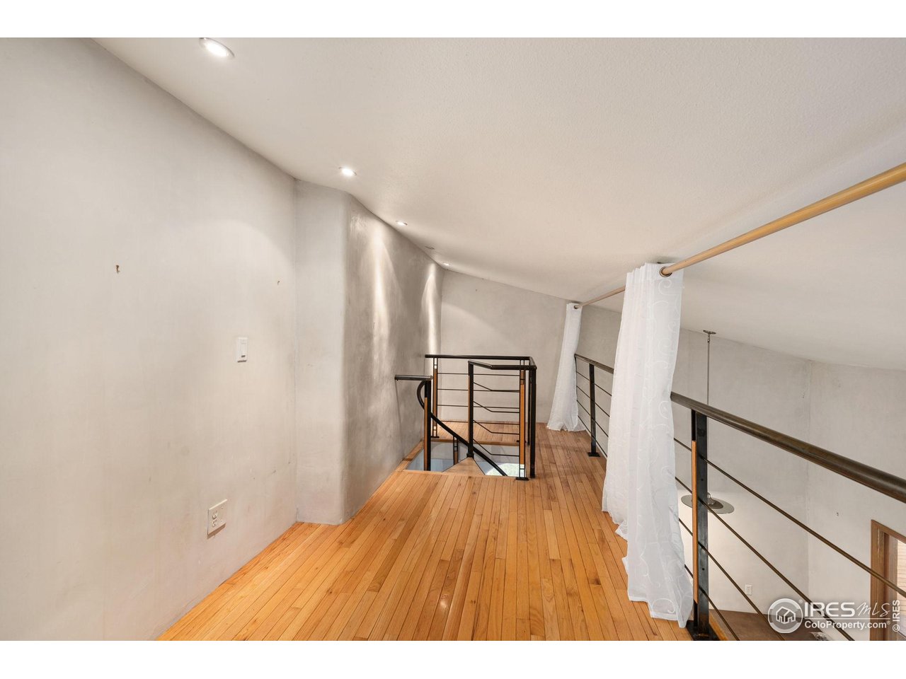 1000 Alaska Road Boulder, CO 80302 - Photo 27 of 50 a view of empty room with wooden floor