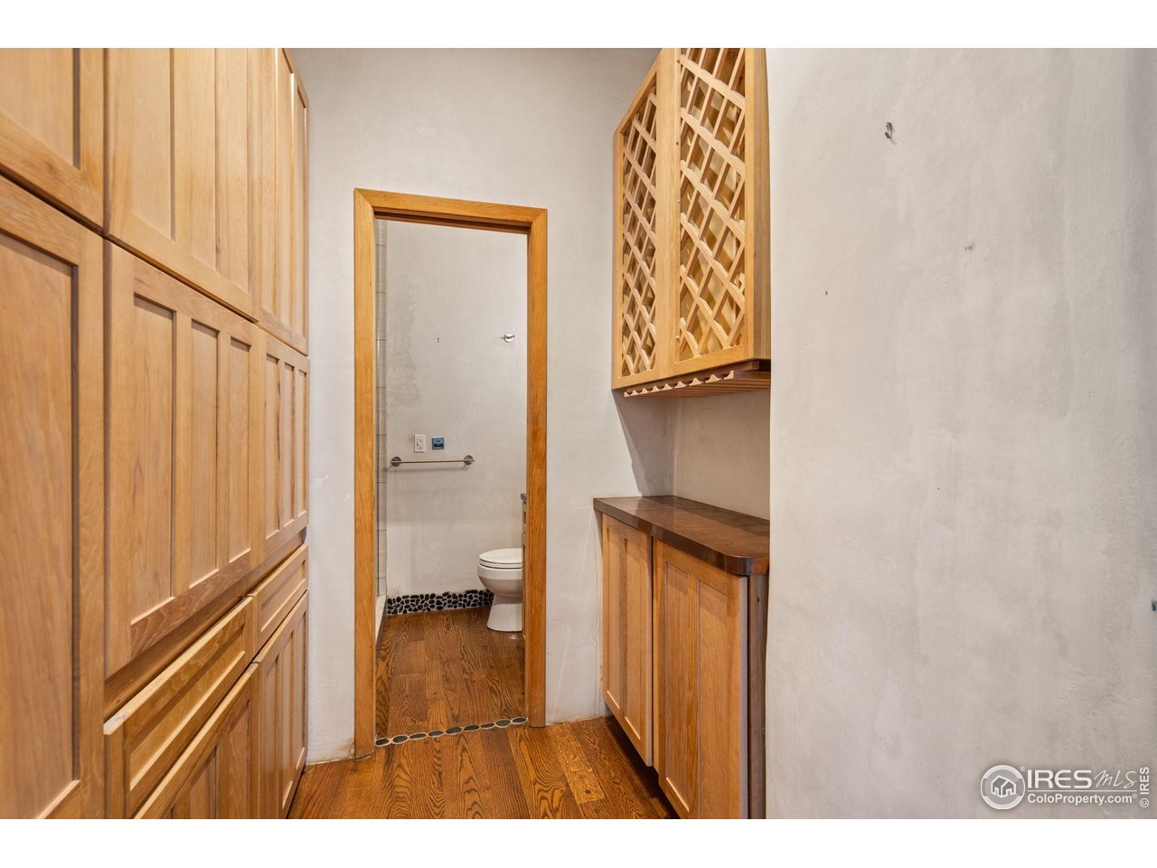 1000 Alaska Road Boulder, CO 80302 - Photo 29 of 50 a view of an entryway