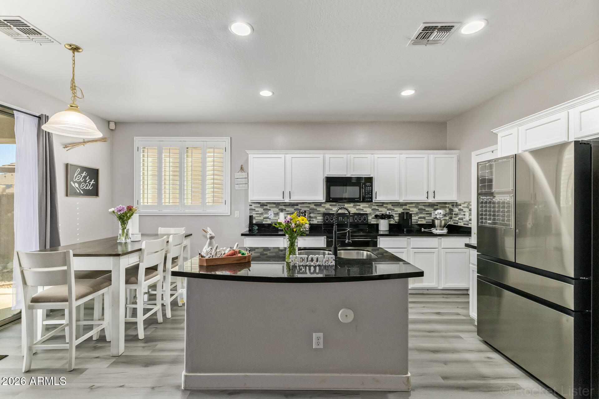 14250 West Wethersfield Road Surprise, AZ 85379 - Photo 11 of 38 11 - Wethersfield