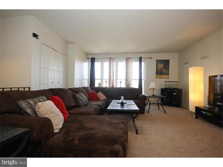 3368 Fairdale Road Philadelphia, PA 19154 - Photo 3 of 25 Unit #1