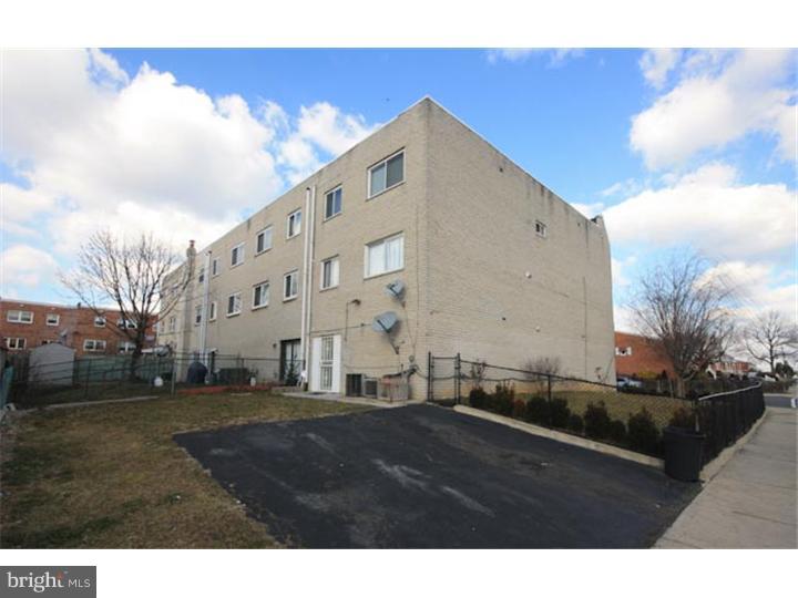 3368 Fairdale Road Philadelphia, PA 19154 - Photo 25 of 25 Exterior Back