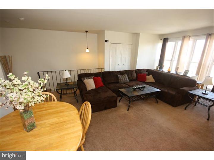 3368 Fairdale Road Philadelphia, PA 19154 - Photo 4 of 25 Unit #1