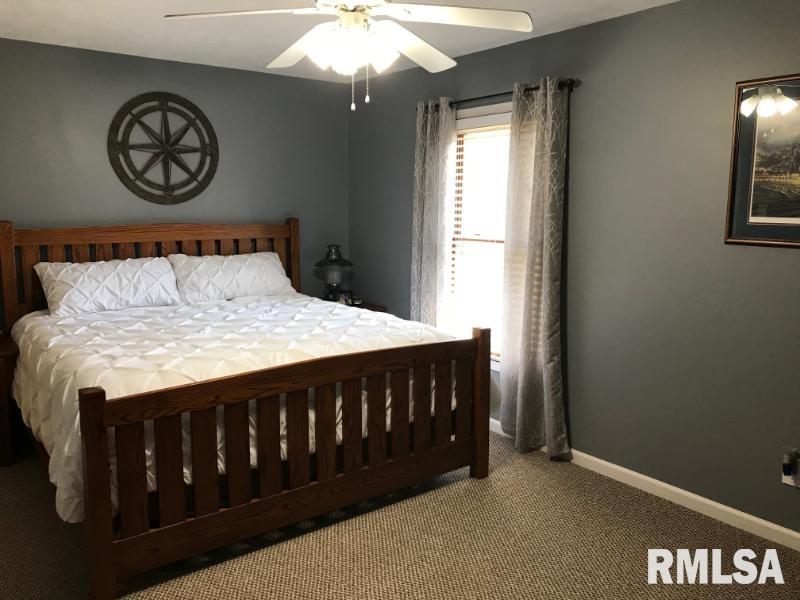 439 Coral Road Colchester, IL 62326 - Photo 6 of 19 Gallery Image 6