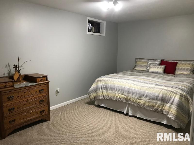 439 Coral Road Colchester, IL 62326 - Photo 10 of 19 Gallery Image 10