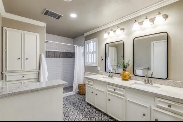 $2,500 | 4154 Old Highway 6, Van Alstyne, TX 75495