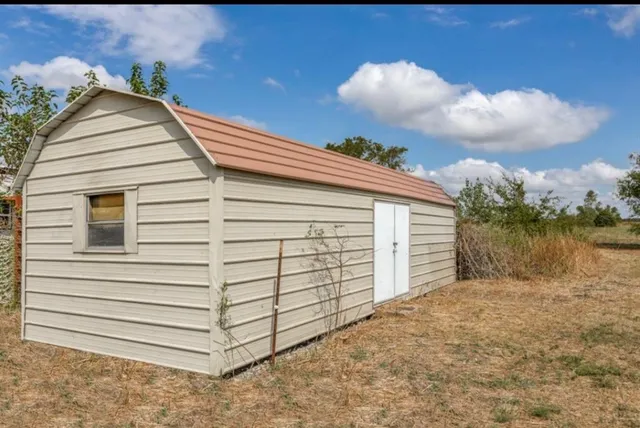 $2,500 | 4154 Old Highway 6, Van Alstyne, TX 75495