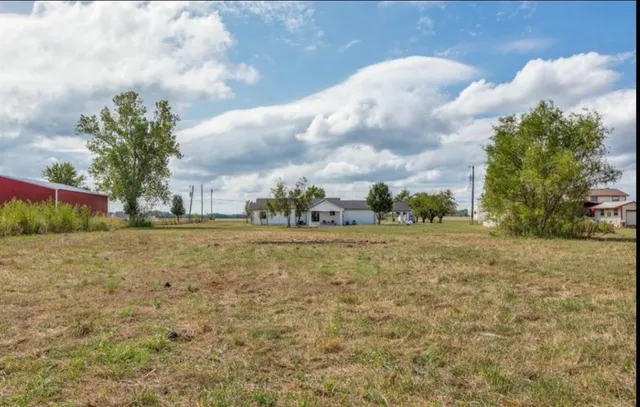 $2,500 | 4154 Old Highway 6, Van Alstyne, TX 75495