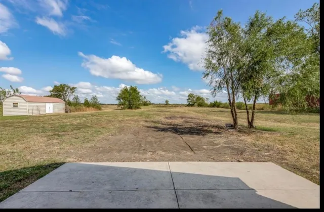 $2,500 | 4154 Old Highway 6, Van Alstyne, TX 75495