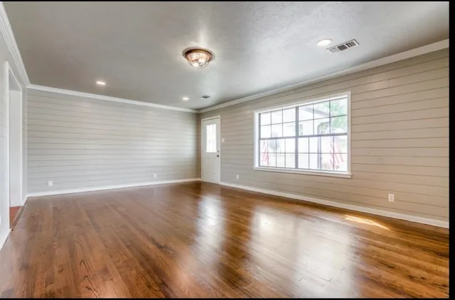 $2,500 | 4154 Old Highway 6, Van Alstyne, TX 75495