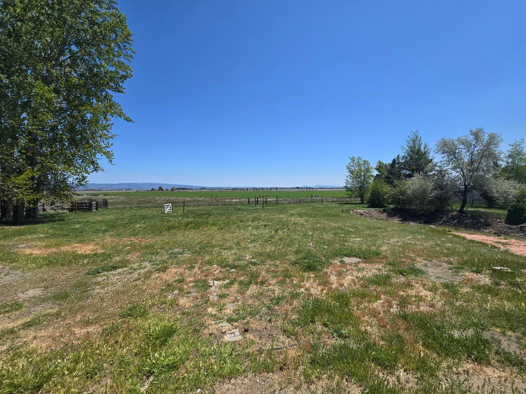 112 Hill Road Tulelake, CA 96134 - Photo 16 of 39 Backyard