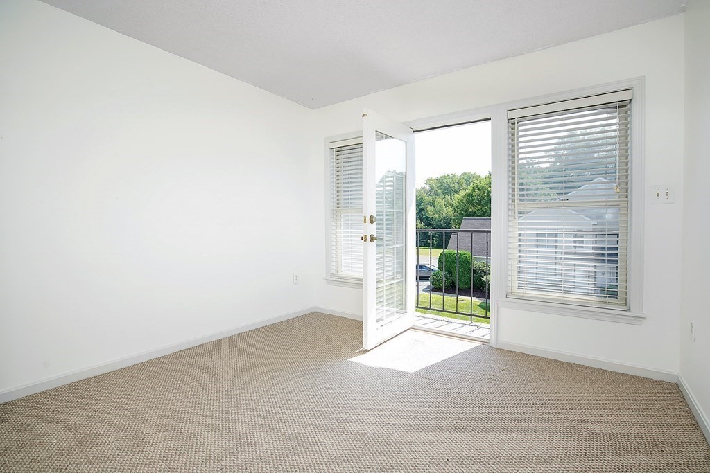 54 Castlegate Drive, Unit 54 Springfield, MA 01129 - Photo 14 of 24