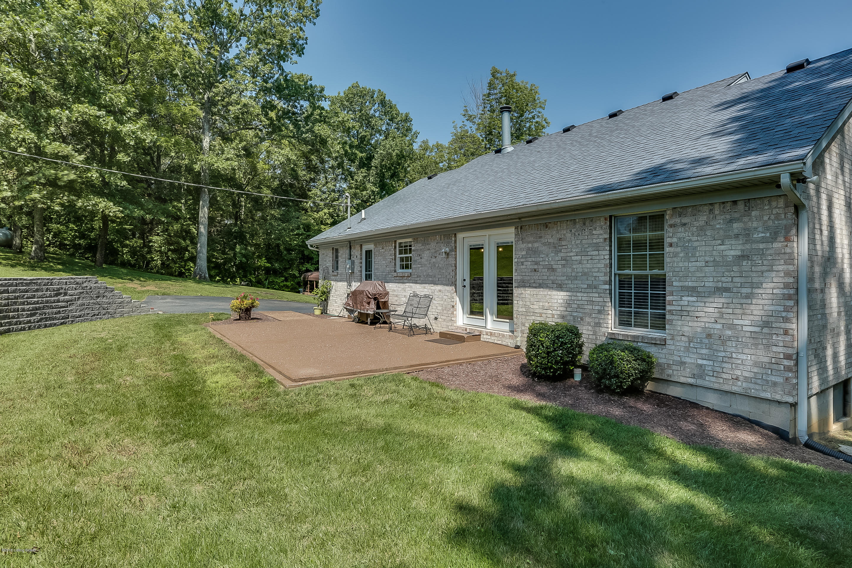 472 Travis Road Taylorsville, KY 40071 - Photo 26 of 36 Patio