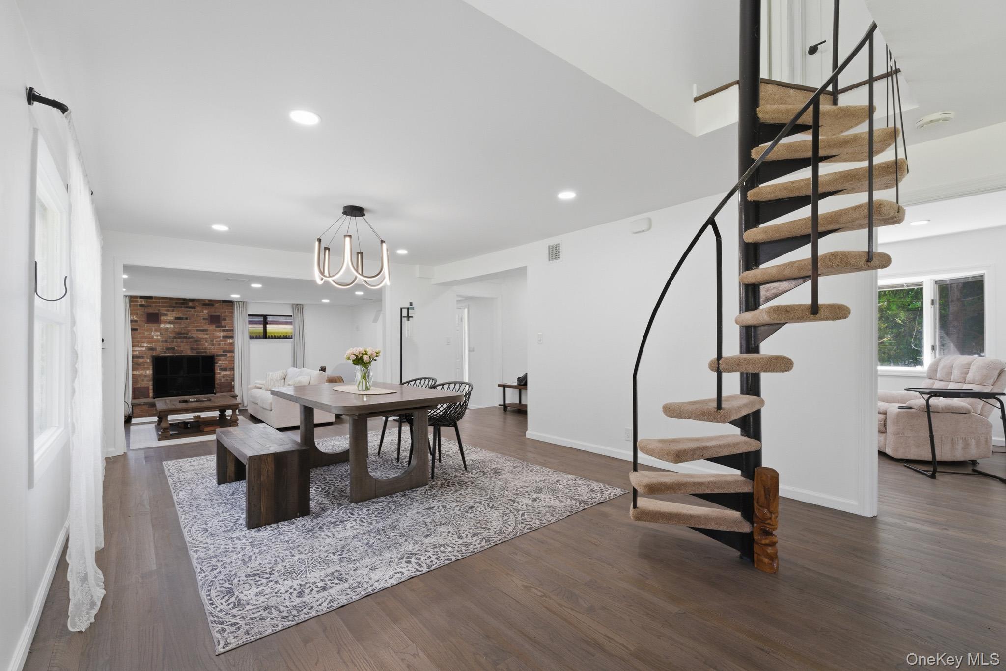 2 Bell Place Rye Brook, NY 10573 - Photo 7 of 41