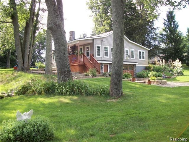 3430 Coon Road Gregory, MI 48137 - Photo 19 of 25 19 Side View.jpg