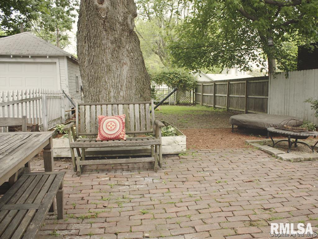 1517 South 4th Street Springfield, IL 62703 - Photo 19 of 24
