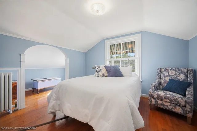 $749,900 | 10135 5th Ave Cutoff, Countryside, IL 60525