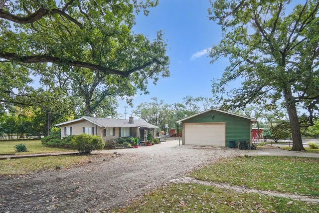 $749,900 | 10135 5th Ave Cutoff, Countryside, IL 60525