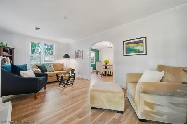 $749,900 | 10135 5th Ave Cutoff, Countryside, IL 60525