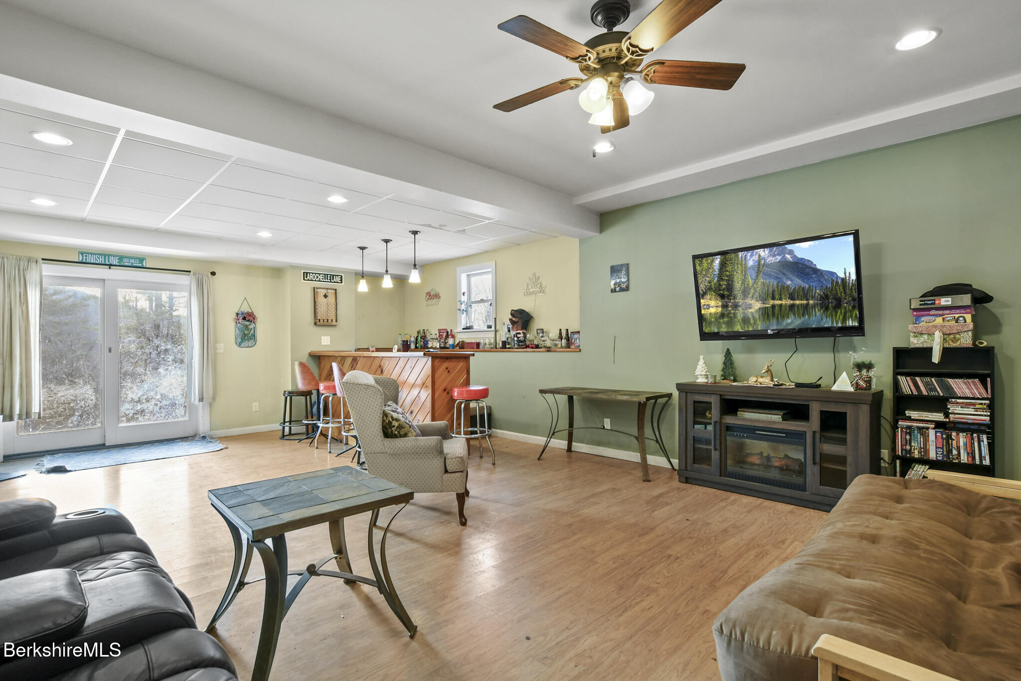 41 S Road Peru, MA 01235 - Photo 23 of 45 Family Room